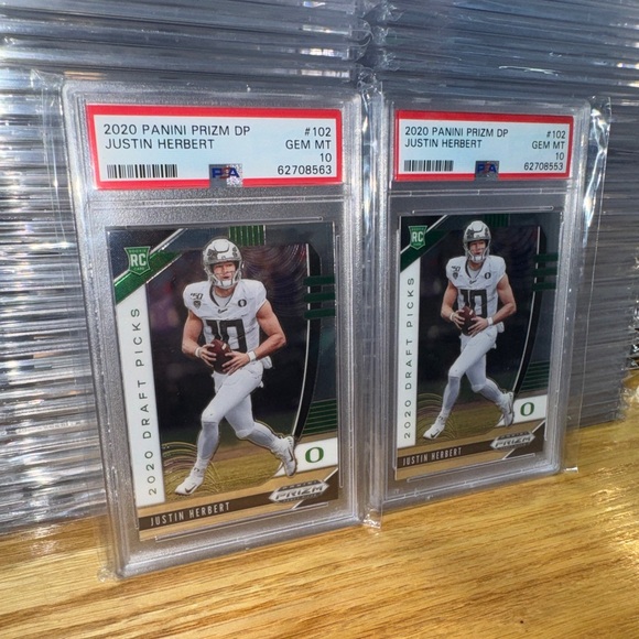 (2) 2020 Panini Prizm Justin Herbert RC DP Chargers PSA 10 Gem Mint Graded LOT 2 - Picture 1 of 3